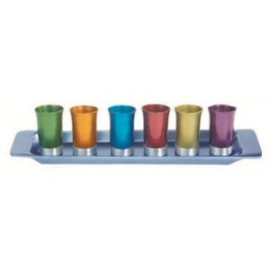 Set de 6 Copas Multicolores con Platillo de Yair Emanuel en Aluminio Anodizado