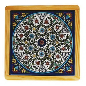 Armenian Wooden Trivet with Floral Anemones Motif Vaisselle