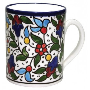 Armenian Ceramic Mug with Anemones Flower Motif Cerámica Armenia