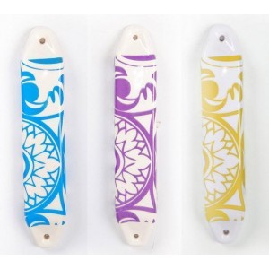 Ceramic Mezuzah with Damask Print in White and Gold Hogar y Cocina